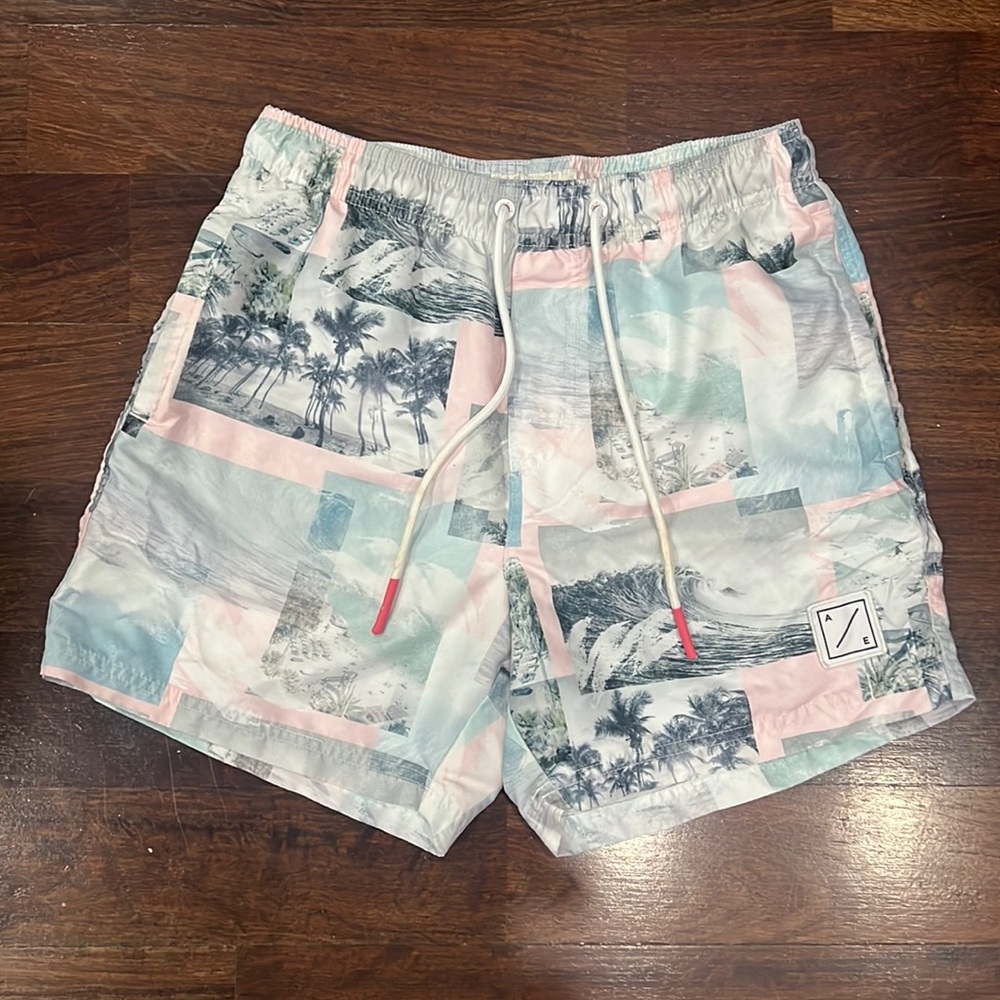 American Eagle Outfitters Men's Pastel Pink & Light Blue Photo-Print Swim Trunks